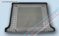 Vana do kufru s protiskluzovou vrstvou Fiat Doblo 5-místné (jednokřídlé zadní dveře, s možností instalace dělící mříže) -- od roku výroby 2009- Vana do kufru s protiskluzovou vrstvou Fiat Doblo 5-místné (jednokřídlé zadní dveře, s možností instalace dělící mříže) -- od roku výroby 2009-
